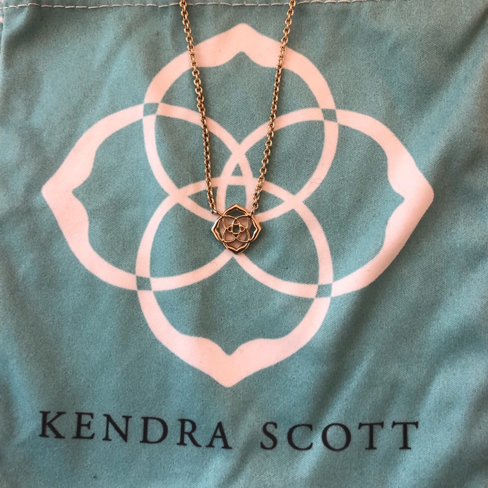 Kendra Scott Decklyn Pendant